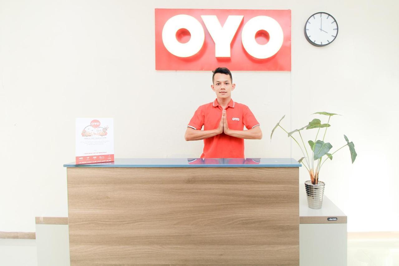 Oyo 204 Blessing Residence Sorabaya Extérieur photo