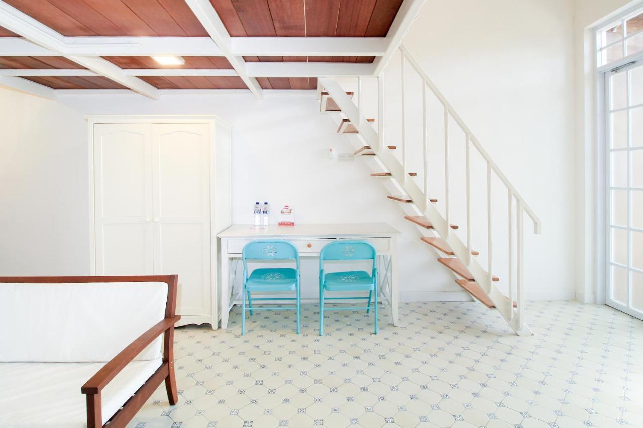 Oyo 204 Blessing Residence Sorabaya Extérieur photo