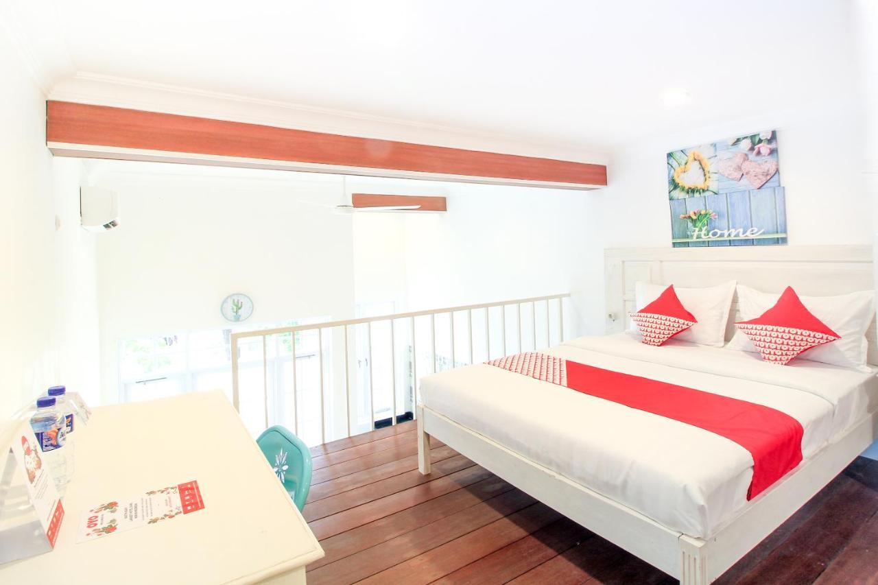Oyo 204 Blessing Residence Sorabaya Extérieur photo